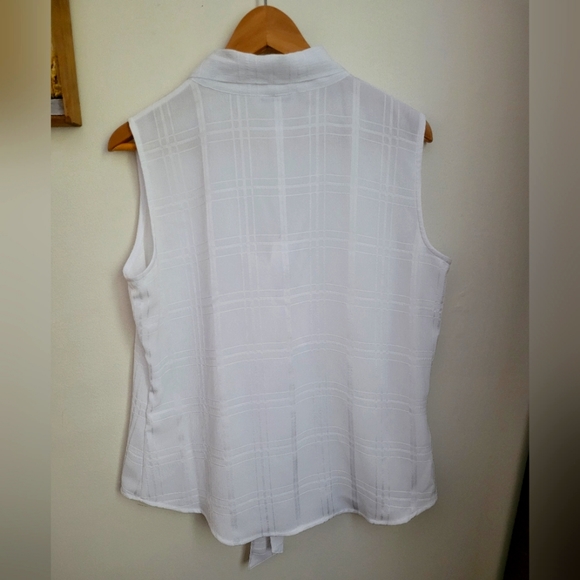 EUC Calvin Klein Tie Blouse L - Picture 3 of 8